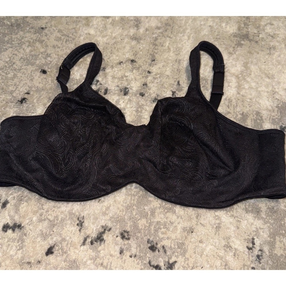 Playtex Womans Size 42D Underwire Molded Cup Bra Black